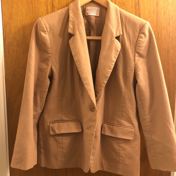 💐EUC 💐 Beautiful Tan 💯 Percent Wool Blazer - Picture 3 of 7